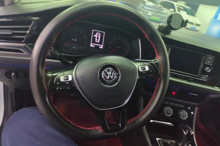 Used Volkswagen Sagitar 2019 200TSI DSG Comfort Version China VI Standard Steering Wheel