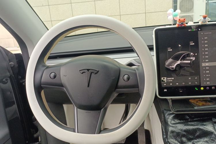 Used Tesla Model Y 2024 Rear-Wheel-Drive Version Steering Wheel