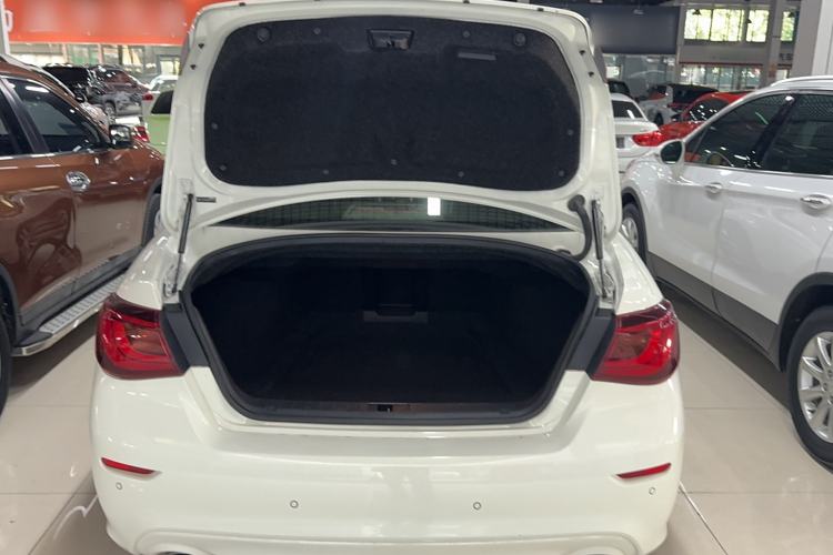 Used Infiniti Q70 2015 Q70L 2.5L Elite Edition
