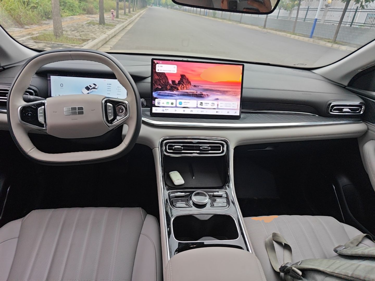 Geely Galaxy Stellar 6 2026 Model 125km Exploration+ Edition — снимка 12