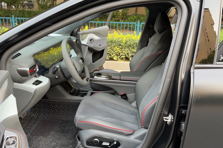 Used ARCFOX Alpha S 2023 Pioneer Edition
