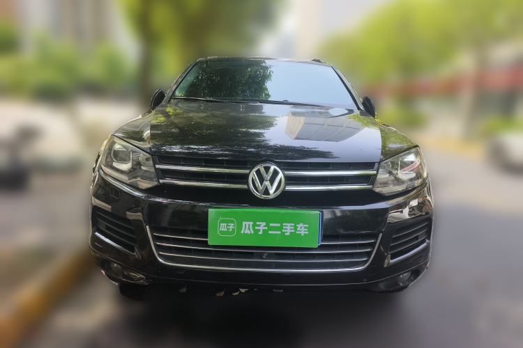 Used Volkswagen Touareg 2011 3.0 TDI Diesel High-End Model Front