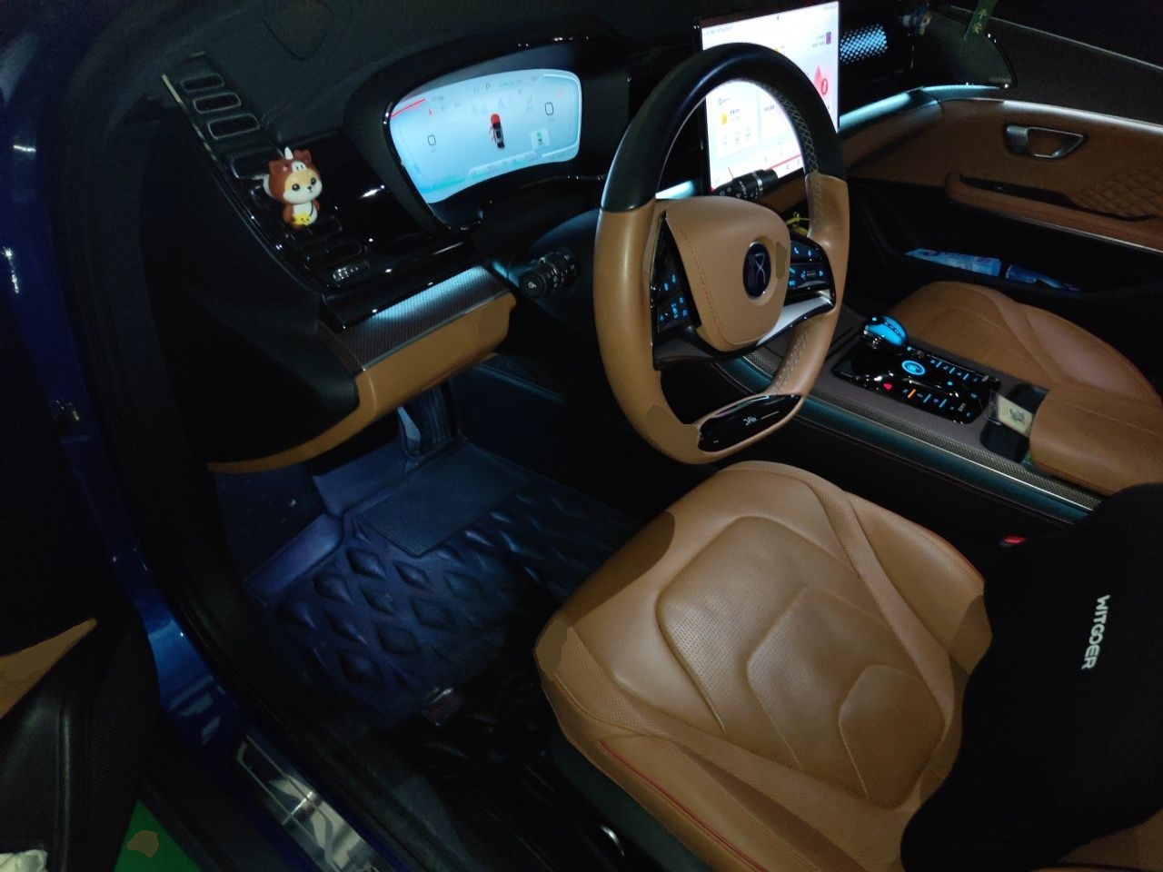 BYD Han 2022 DM-i 121KM Luxury Model — снимка 16