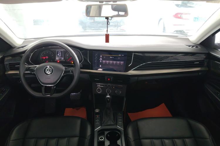 Used Volkswagen Passat 2020 Revised Version 280TSI Business Edition China VI Standard
