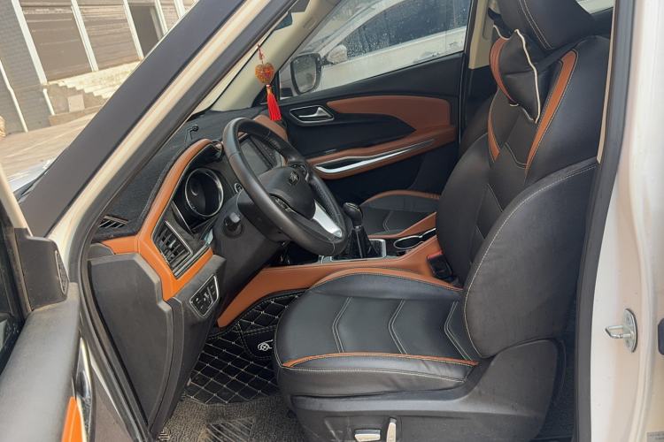 Used Zotye T300 2017 1.5L Manual Luxury Model
