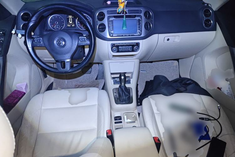 Used Volkswagen Tiguan 2012 1.8TSI Automatic Two-Wheel Drive Elite Edition Center Console