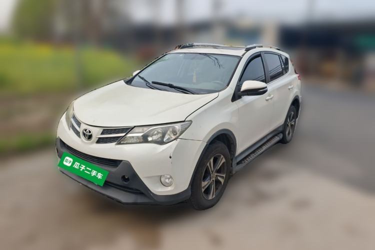 Used Toyota RAV4 2015 2.0L CVT Two-Wheel Drive Fashion Edition