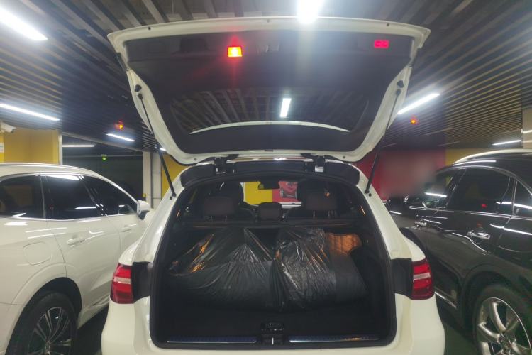 Used Mercedes-Benz GLC 2018 GLC 260 4MATIC Luxury Model