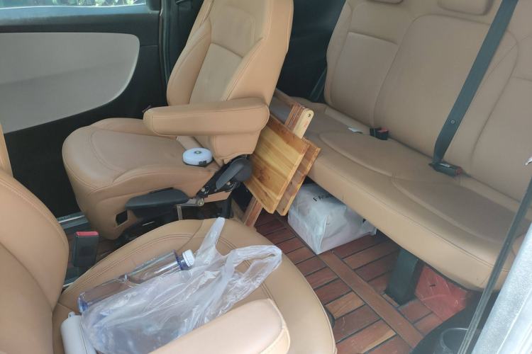 Used Huasong 7 2015 2.0T Automatic Comfort Model
