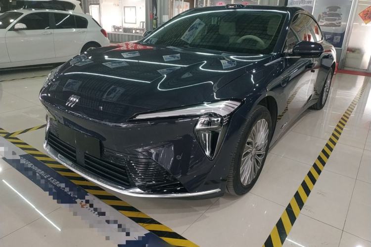 Used Buick L7 2025 Model Aivia