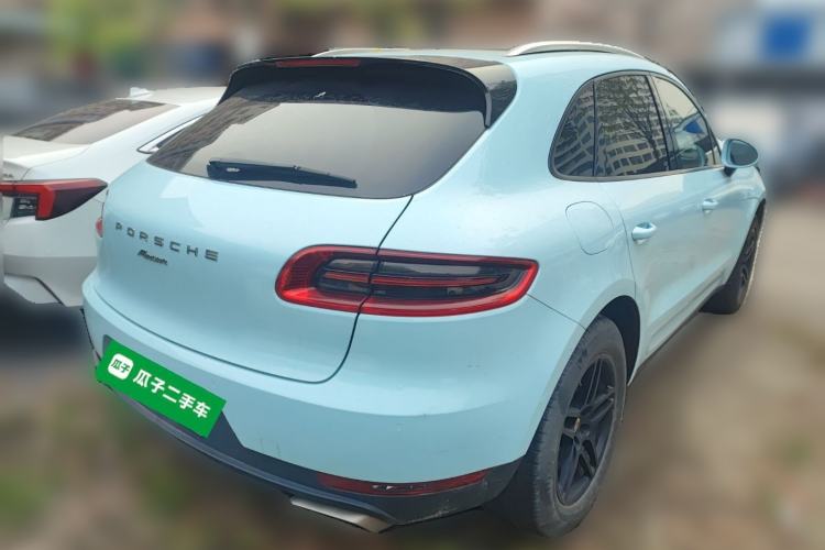 Used Porsche Macan 2017 Macan 2.0T Rear Right 45 Deg
