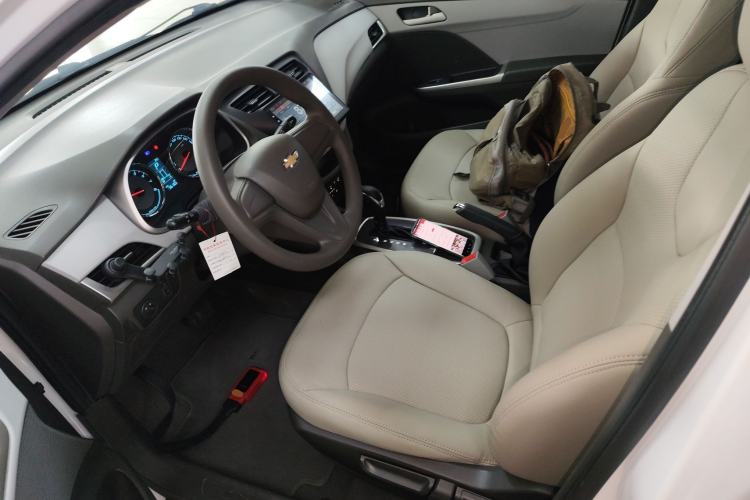 Used Chevrolet Lova RV 2016 1.5L Automatic Comfort Edition
