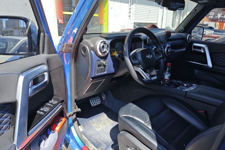 Used BAIC Off-Road BJ40 2018 2.3T Automatic Four-Wheel Drive Ring of the Tower Champion Edition China V Emission Standard Driver Seat