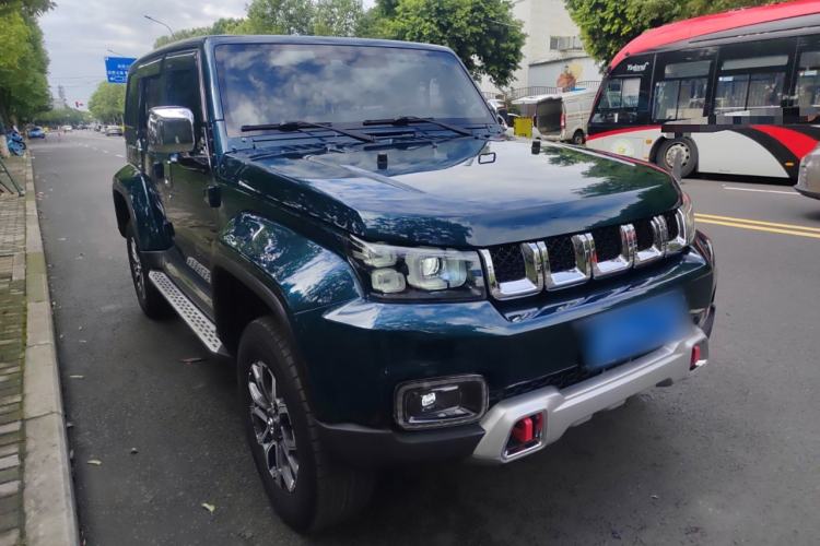 Used BAIC Off-Road BJ40 2019 Updated Version 2.0T Automatic All-Wheel Drive Urban Hunter Edition Premium China V Emission Standard