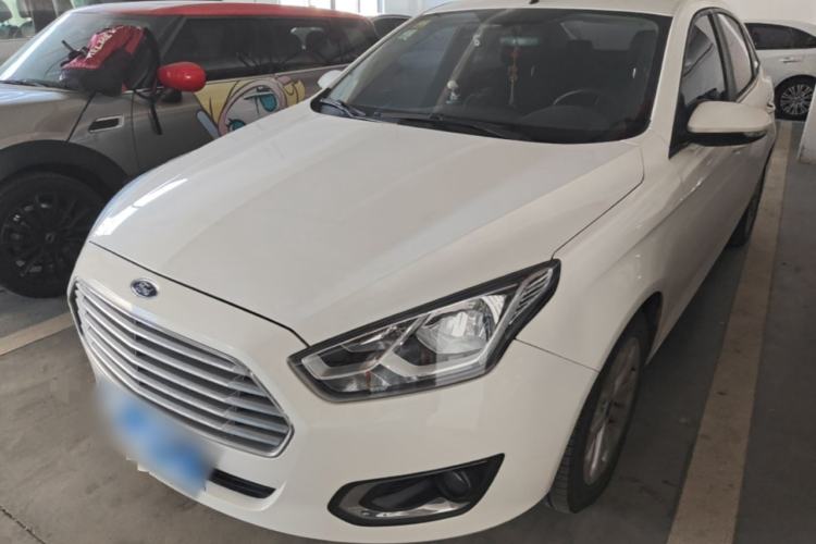 Used Ford Escort 2015 1.5L Automatic Fashion Model
