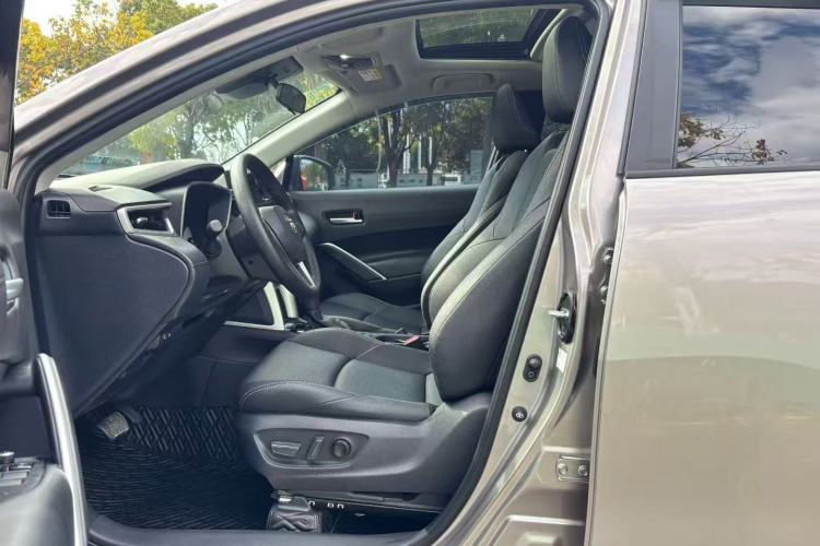 Used Toyota FRONTLANDER 2024 2.0L CVT Luxury Edition
