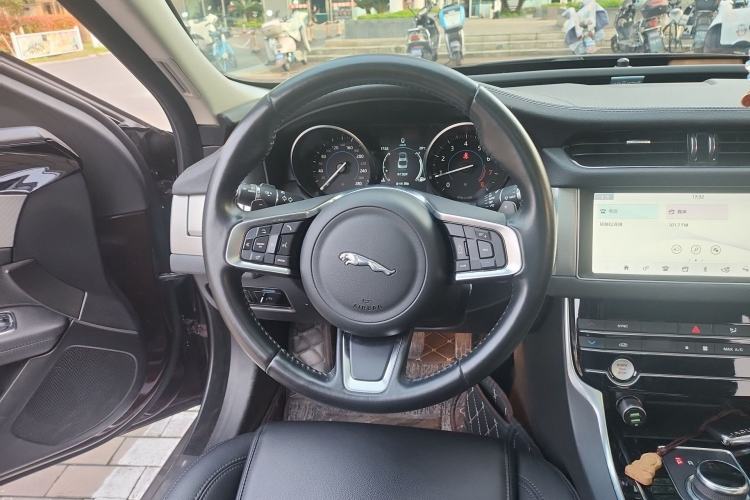 Used Jaguar XFL 2019 XFL 2.0T 200PS Two-Wheel-Drive Luxury Edition
