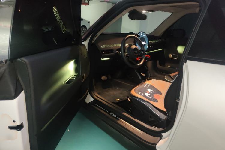 Used MINI Electric MINI COOPER 2025 456km COOPER E Classic Style
