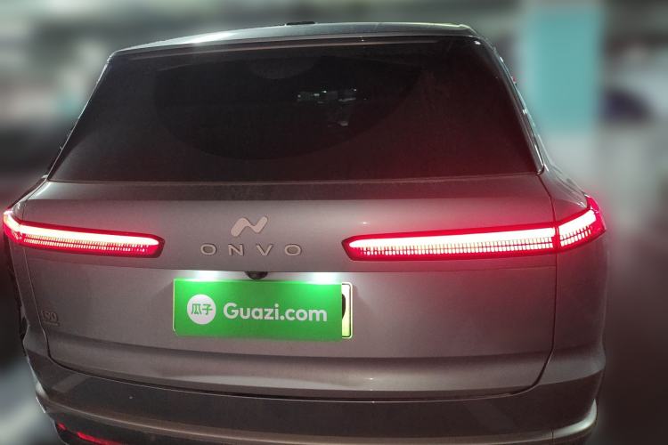 Used ONVO Luxeed L90 2025 Model—Max Six-Seater Version
