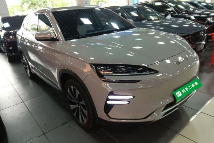 Used BYD Song PLUS New Energy 2023 Champion Edition EV 520KM Prestige Model