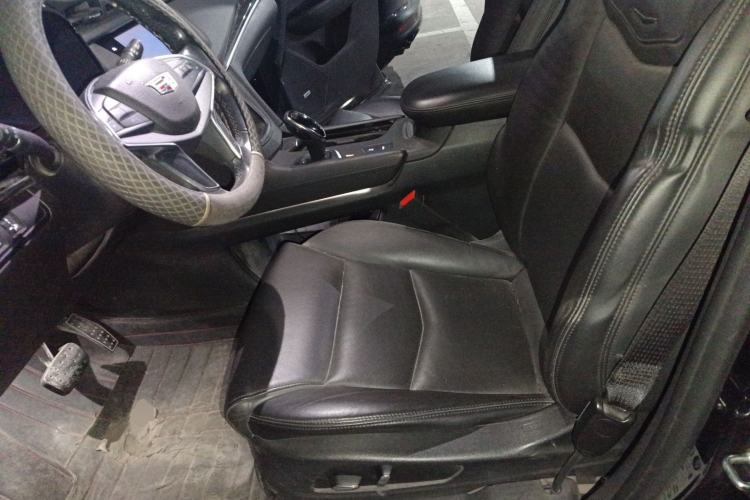 Used Cadillac XT5 2016 25T Luxury Model