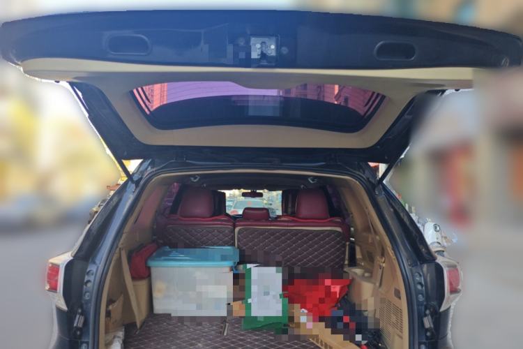 Used Toyota Highlander 2015 2.0T Two-Wheel Drive Elite Edition 7 Seats Trunk