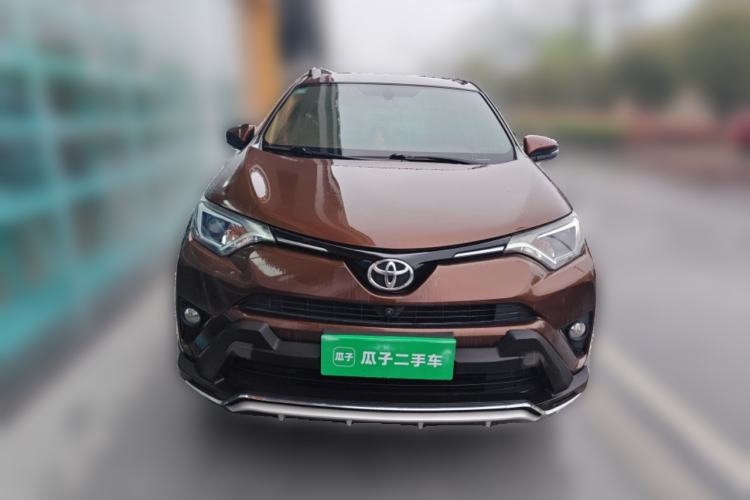 Used Toyota RAV4 2016 2.0L CVT Two-Wheel Drive Fashion Edition China V Standard