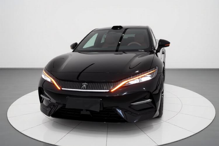 Used BYD Song L EV 2025 Intelligent Driving Version 662 km LiDAR Excellence Edition
