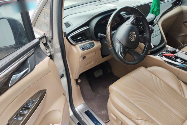 Used Buick GL8 2018 ES 28T Luxury Model China VI Standard
