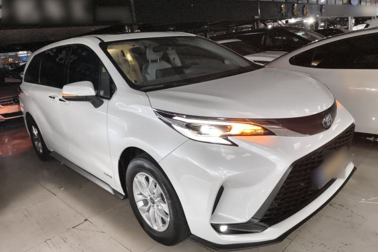 Used Toyota Granvia 2023 2.5L Hybrid Comfort Edition