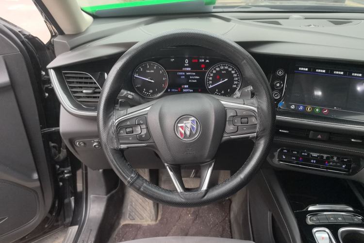 Used Buick Envision 2022 Encore Plus 652T Five-Seat Luxury Model