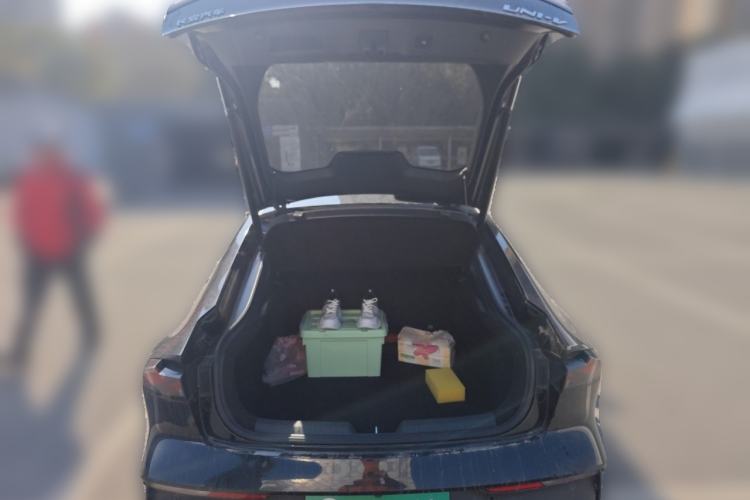 Used CHANGAN UNI-V 2022 1.5T Prestige Version