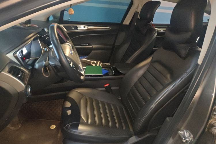 Used Ford Mondeo 2013 2.0L GTDi 200 Luxury Model
