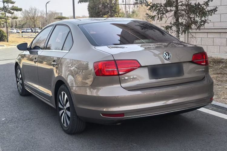 Used Volkswagen Sagitar 2017 1.6L Automatic Comfort Model Exterior 4