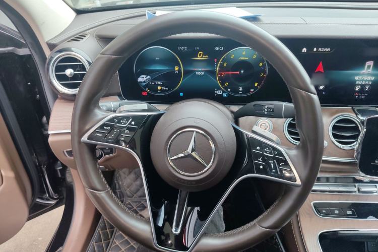 Used Mercedes-Benz E-Class 2022 Updated E 260 L Steering Wheel
