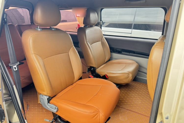 Used FORTHING Lingzhi 2017 M3L 1.6L 7-Seater Comfort Model
