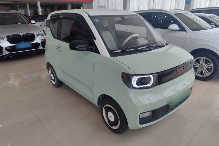Used Wuling Hongguang MINIEV 2020 Enjoyment Model Lithium Iron Phosphate Front Right 45 Deg
