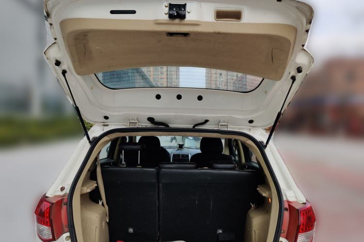 Used BAIC E Series 2012 Hatchback 1.5L Manual Leshang Version