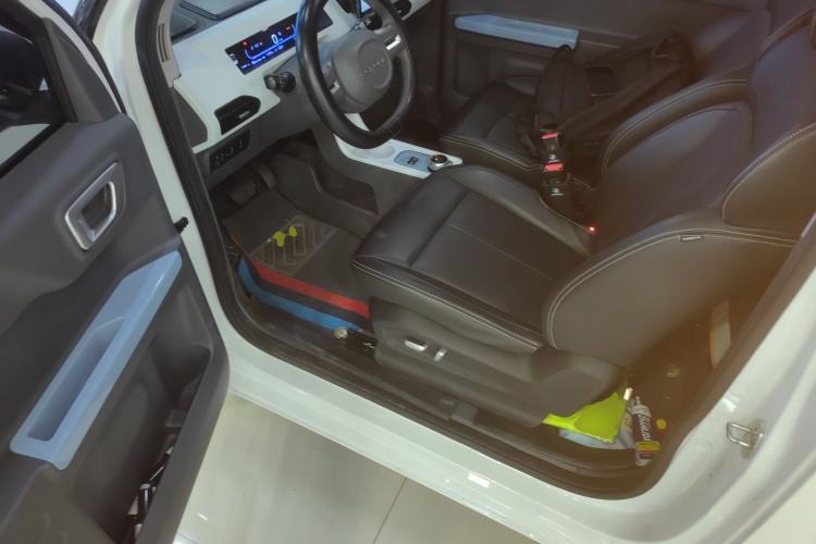 Used Geely Galaxy Panda 2024 Panda Mini 200km Endurance Bear
