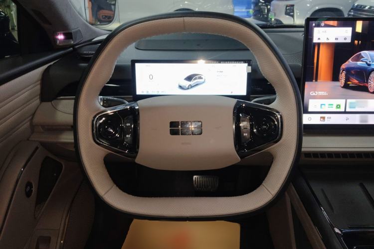 Used Geely Galaxy 8 2025 130km EM-P Starship Edition