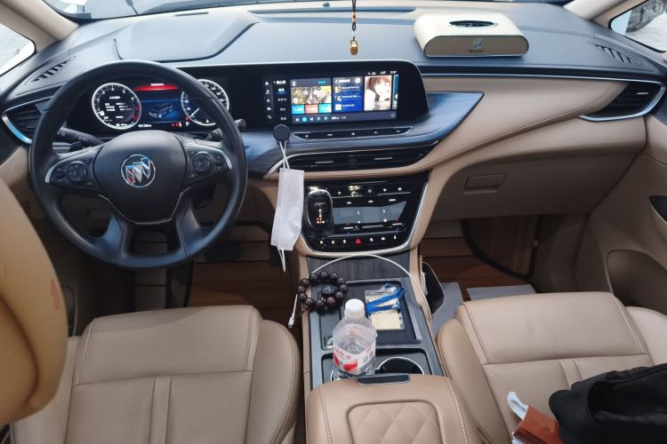 Used Buick GL8 2021 ES Landtrek 653T Smart Luxury Model Center Console