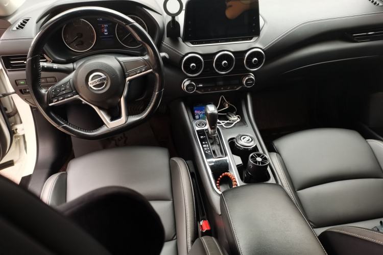 Used Nissan Sylphy 2021 1.6L XL CVT Enjoyment Edition Center Console