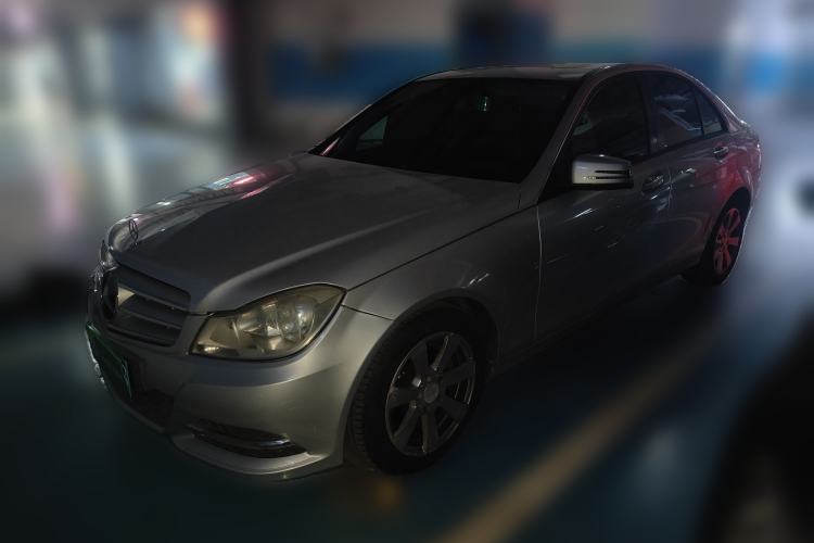 Used Mercedes-Benz C-Class 2010 C 180K Classic model