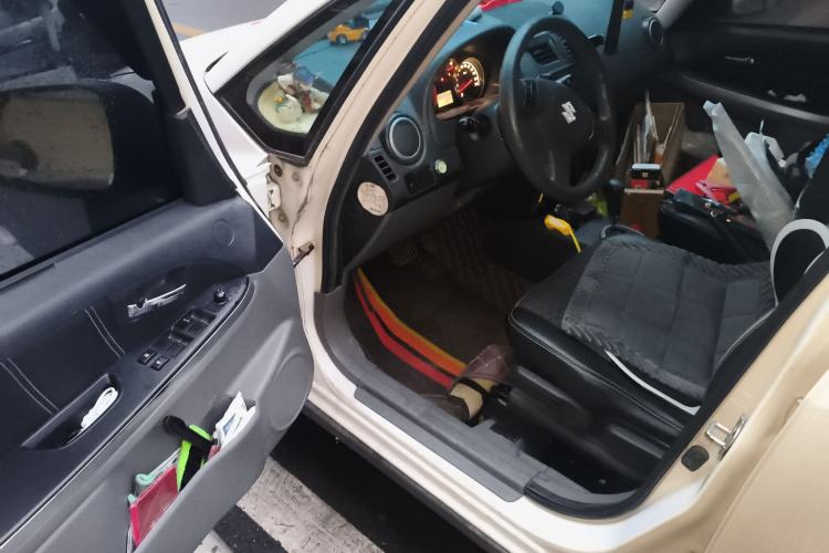 Used Suzuki SX4 2011 Revised Version 1.6L Automatic Sport Edition
