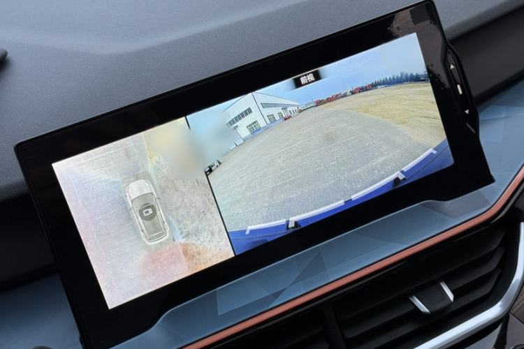 Used Lynk & Co 06 2021 1.5T Shero Pink Special Edition
