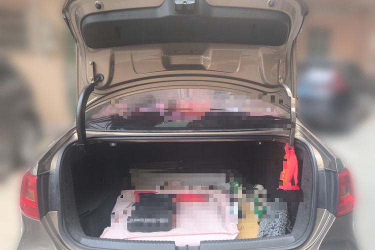 Used Volkswagen Sagitar 2012 1.6L Automatic Fashion Edition