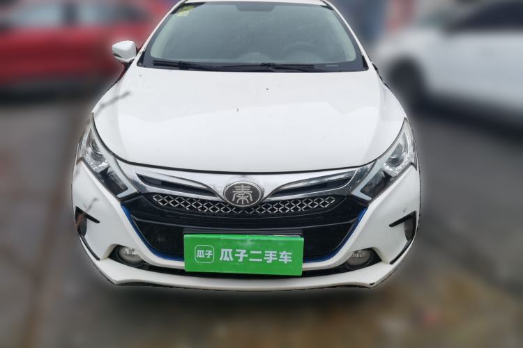 Used BYD Qin New Energy 2014 1.5T Flagship Model
