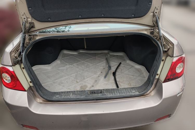 Used Chevrolet Epica 2013 1.8 SL ZhiZhen Edition MT Trunk