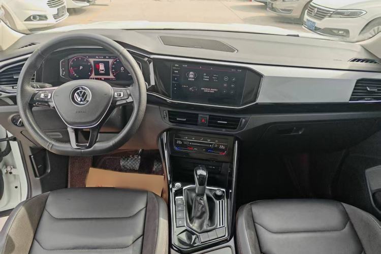 Used Volkswagen Tayron 2021 330TSI Two-Wheel Drive Luxury Smart Connectivity Version
