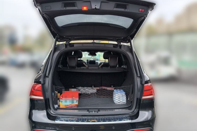 Used Mercedes-Benz GLE-Class 2018 GLE 400 4MATIC U.S. specification Trunk